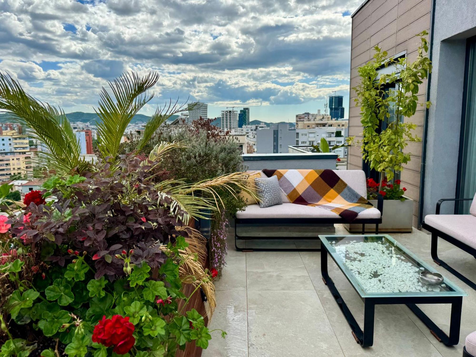"Superattico" - Central Tirana Gorgeous Penthouse, Free Parking 外观 照片